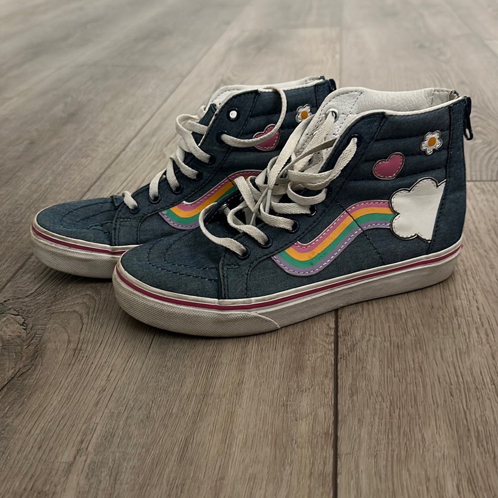 High Top LaceUp Vans